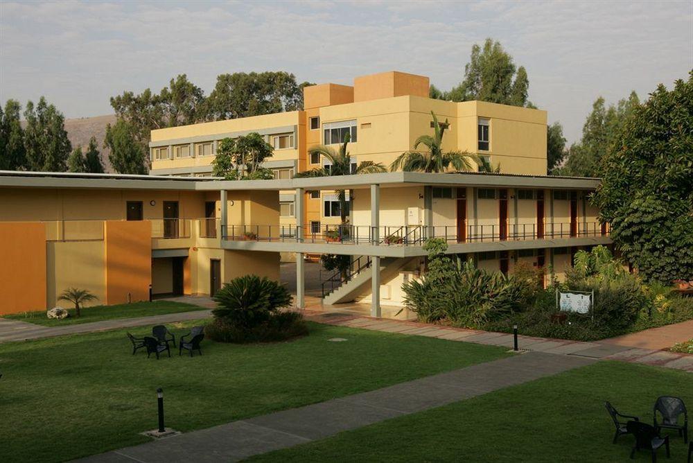 Nof Ginosar Kibbutz Hotel Exterior foto